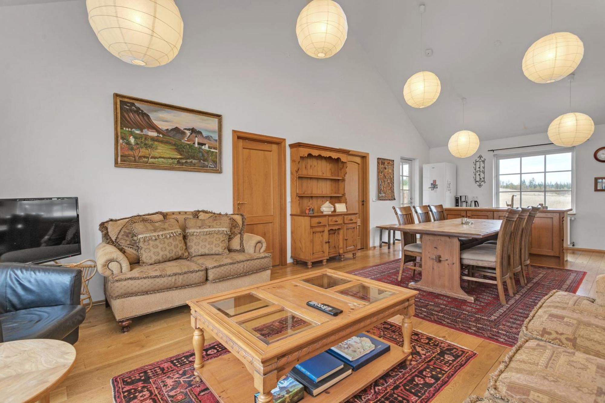 Charming Villa With A Hot Tub, By The Golden Circle Reykholt  Eksteriør billede