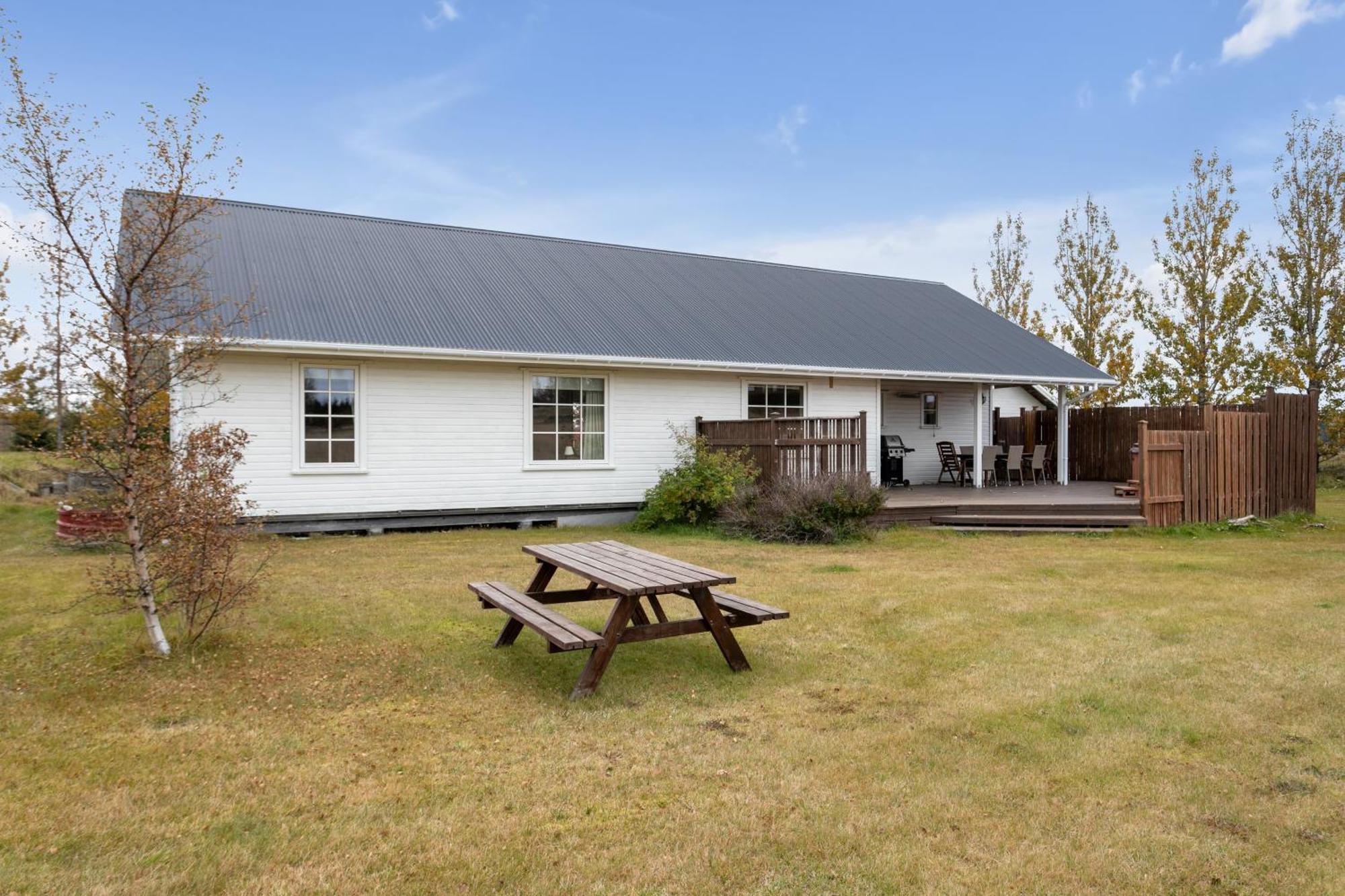 Charming Villa With A Hot Tub, By The Golden Circle Reykholt  Eksteriør billede
